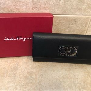 Ferragamo Black leather wallet
